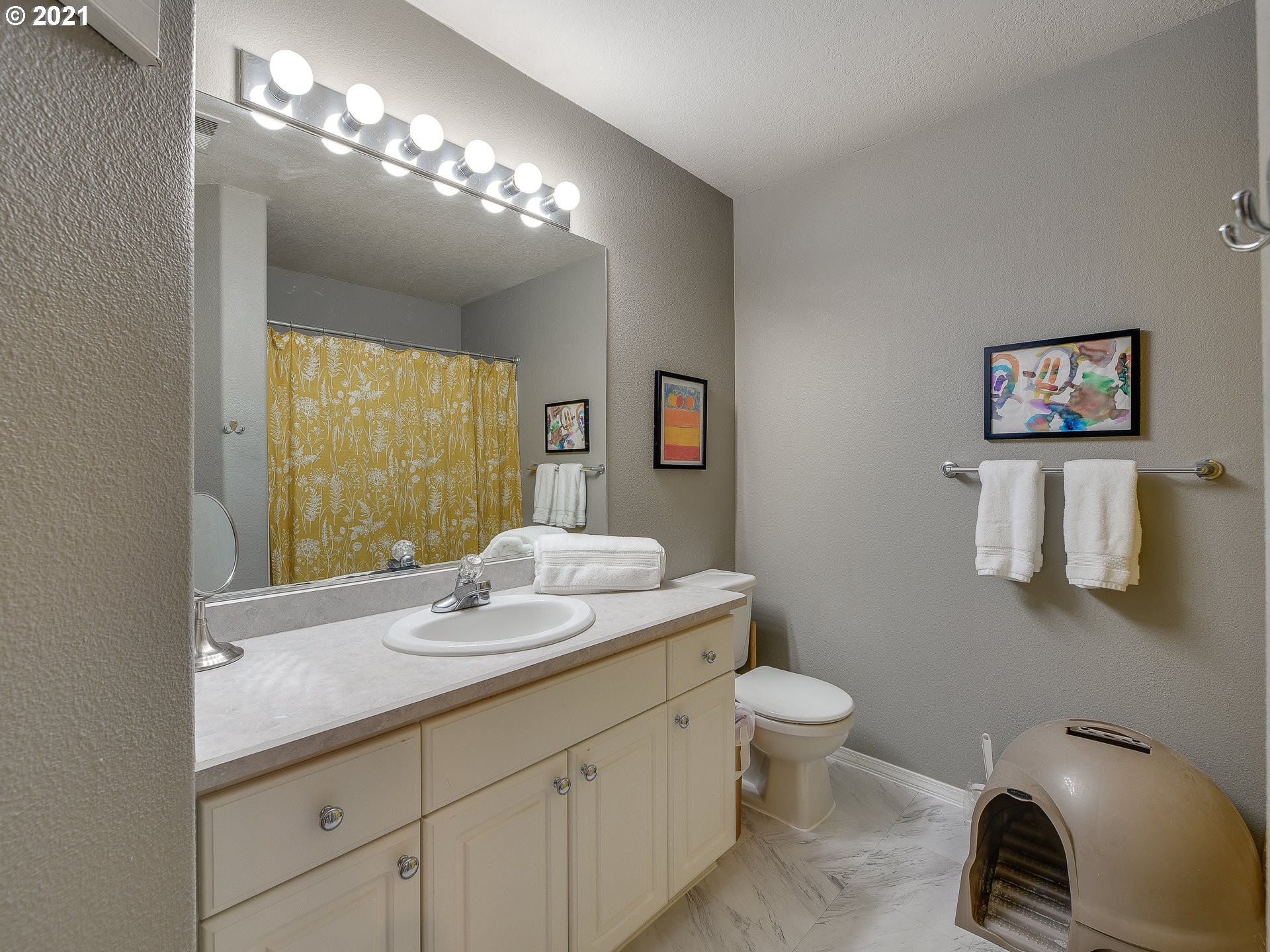 22036 Southwest Grahams Ferry Road, Unit C Tualatin, OR 97062 - Photo 23 of 28 Gallery Image 23