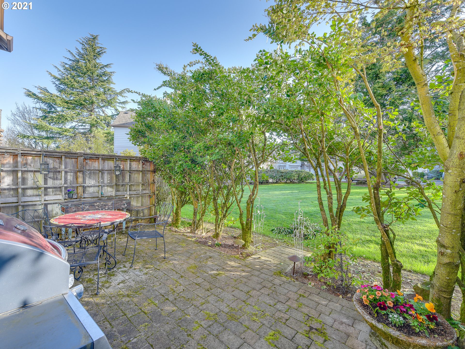 22036 Southwest Grahams Ferry Road, Unit C Tualatin, OR 97062 - Photo 25 of 28 Gallery Image 25