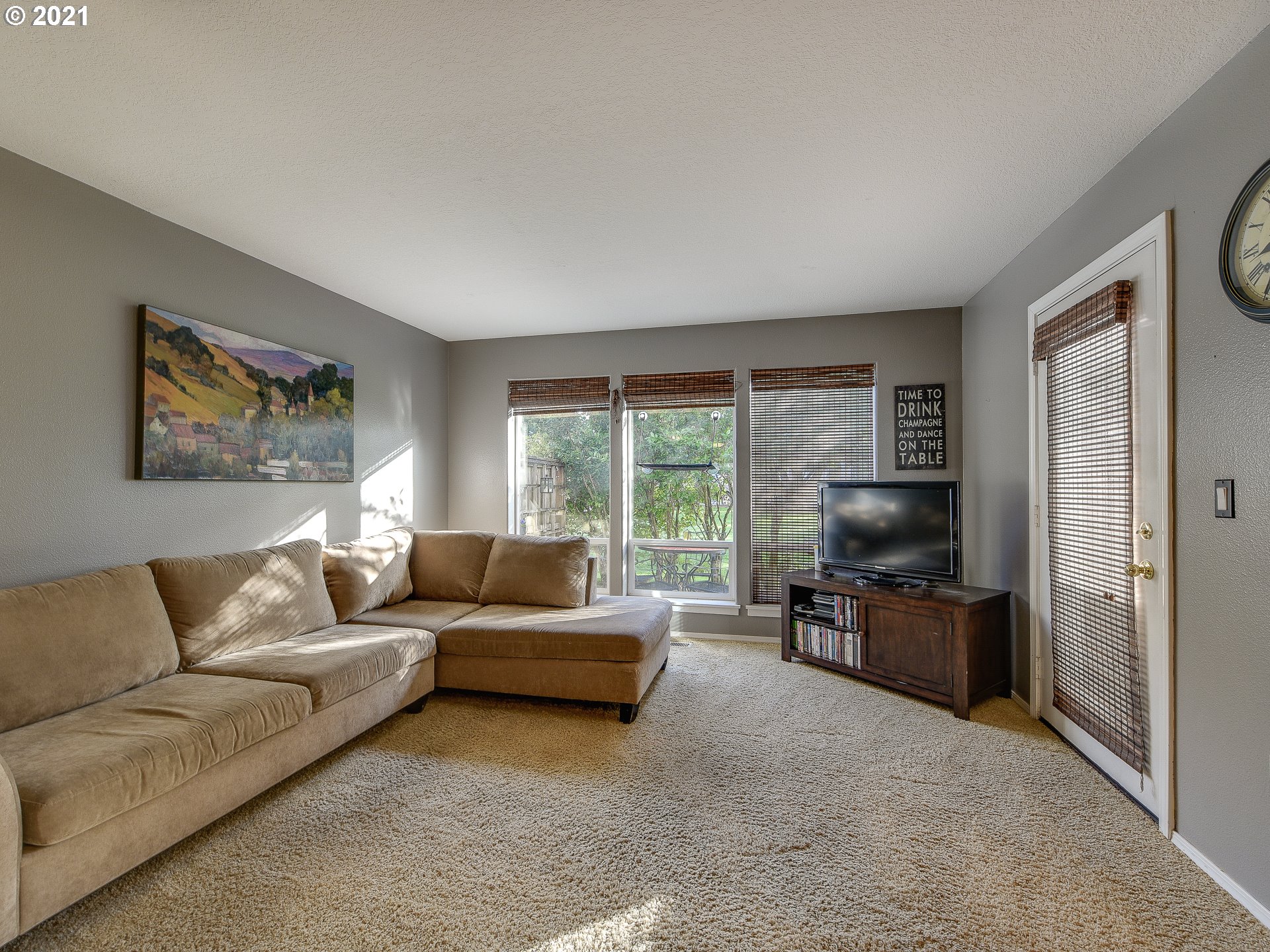 22036 Southwest Grahams Ferry Road, Unit C Tualatin, OR 97062 - Photo 4 of 28 Gallery Image 4