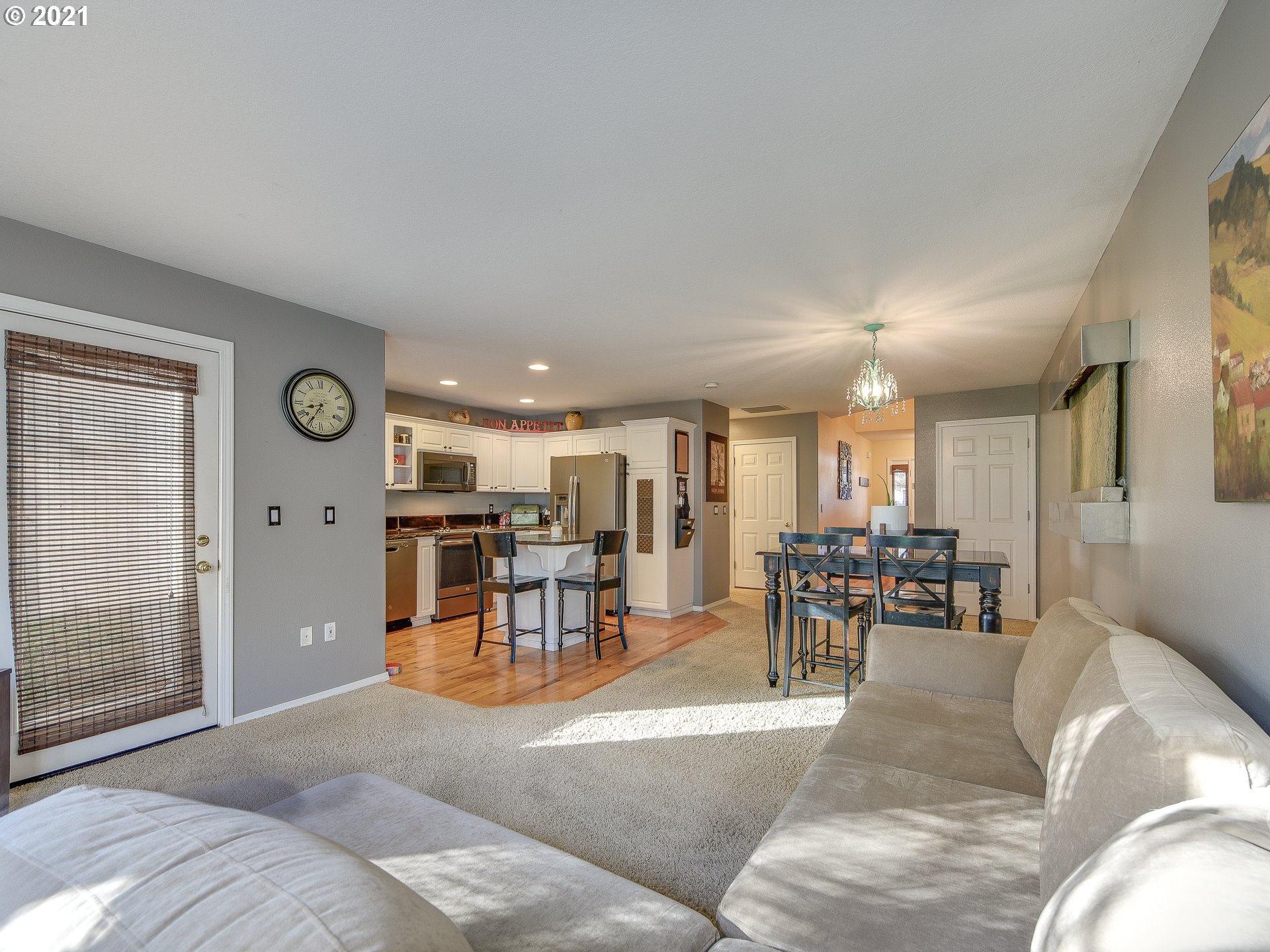 22036 Southwest Grahams Ferry Road, Unit C Tualatin, OR 97062 - Photo 9 of 28 Gallery Image 9