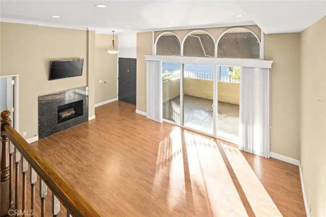 $4,000 | 5242 Lindley Avenue, Encino, CA 91316