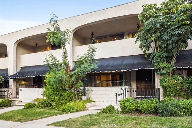 $4,000 | 5242 Lindley Avenue, Encino, CA 91316