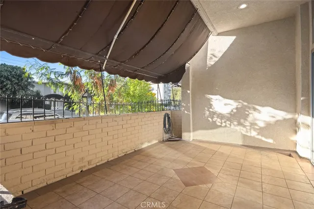 $4,000 | 5242 Lindley Avenue, Encino, CA 91316