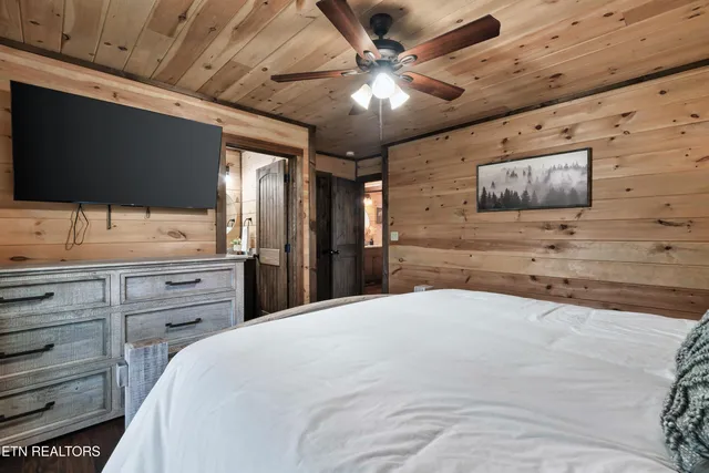 $1,394,000 | 842 Vixen Run, Gatlinburg, TN 37738