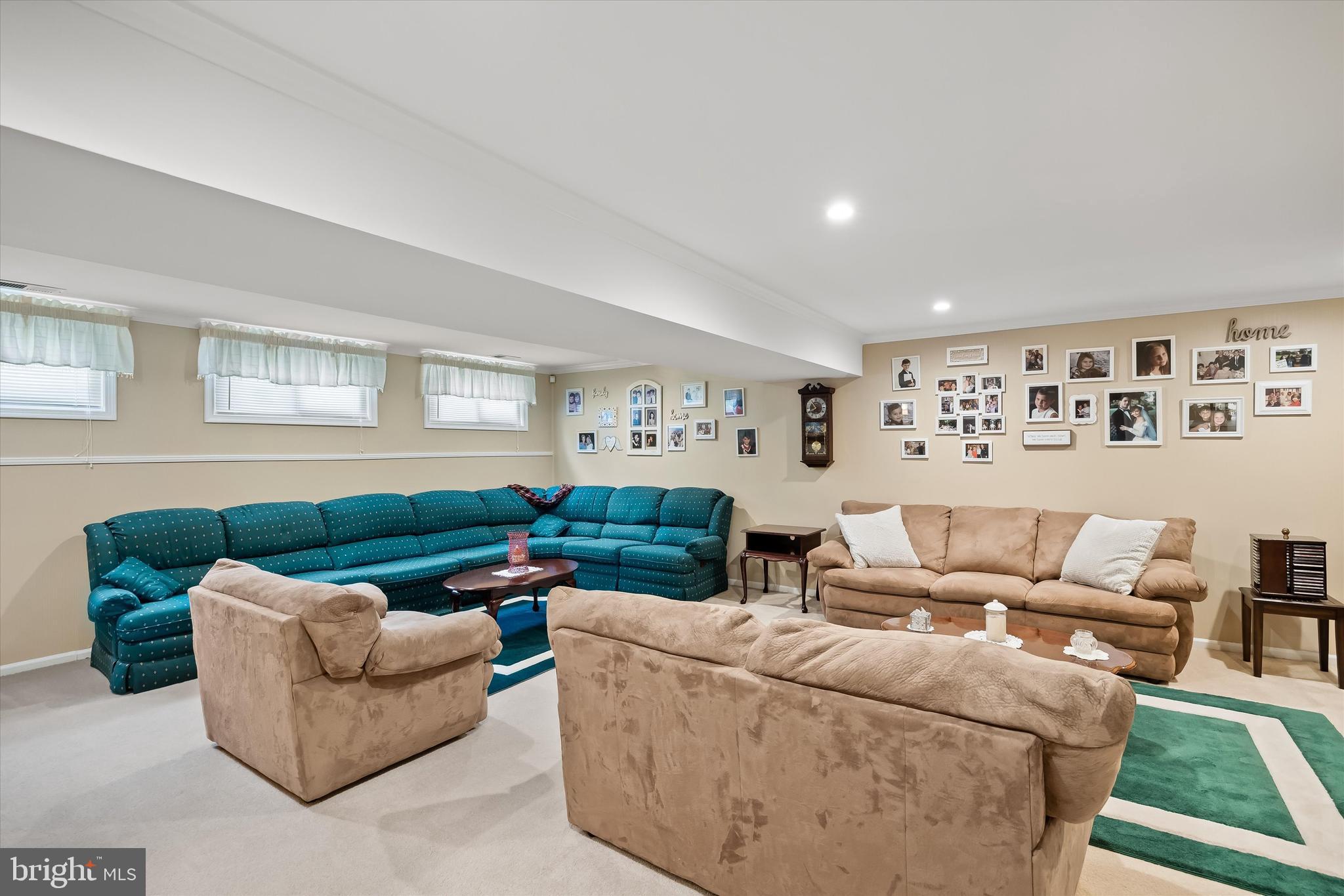 2523 Church Road Cinnaminson, NJ 08077 - Photo 26 of 34 Family Room