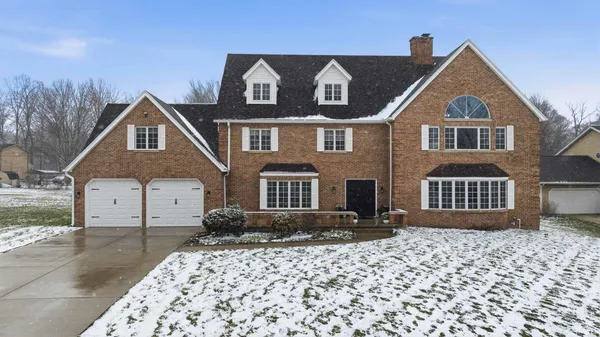 $689,900 | 17470 Skyline Drive, South Bend, IN 46614