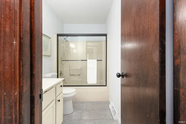 $664,900 | 17470 Skyline Drive, South Bend, IN 46614