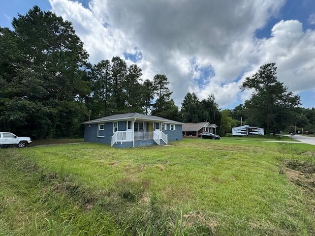 135 Wells Circle St. Stephen, SC 29479 - Photo 2 of 15 IMG_6697