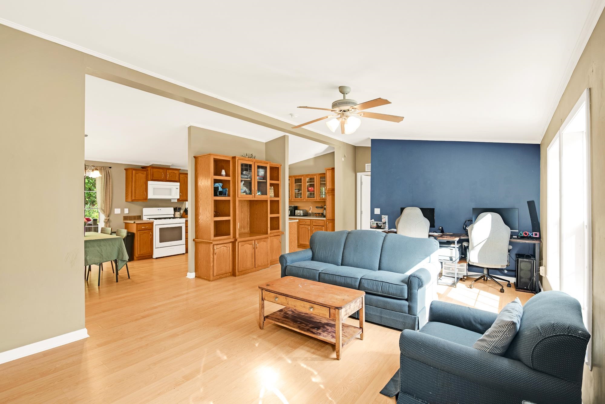 4 Ivy Lane Farmington, NH 03835 - Photo 3 of 38