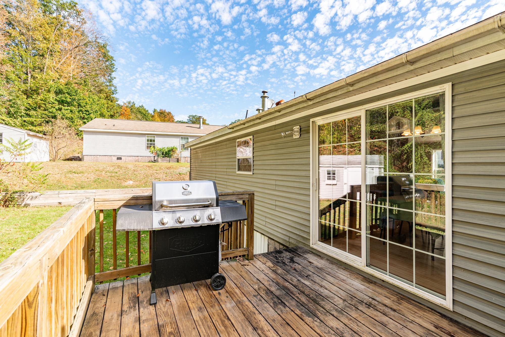 4 Ivy Lane Farmington, NH 03835 - Photo 33 of 38