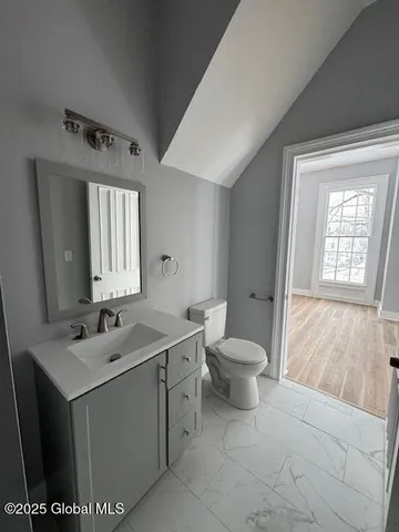 $1,300 | 152 Main Street, Unit 6, Hoosick Falls, NY 12090