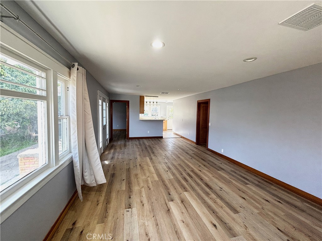 1375 St Louis Avenue Long Beach, CA 90804 - Photo 6 of 19