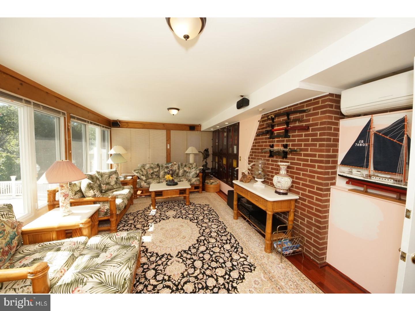 30 Georgetown Road Bordentown, NJ 08505 - Photo 11 of 22 Sun Room