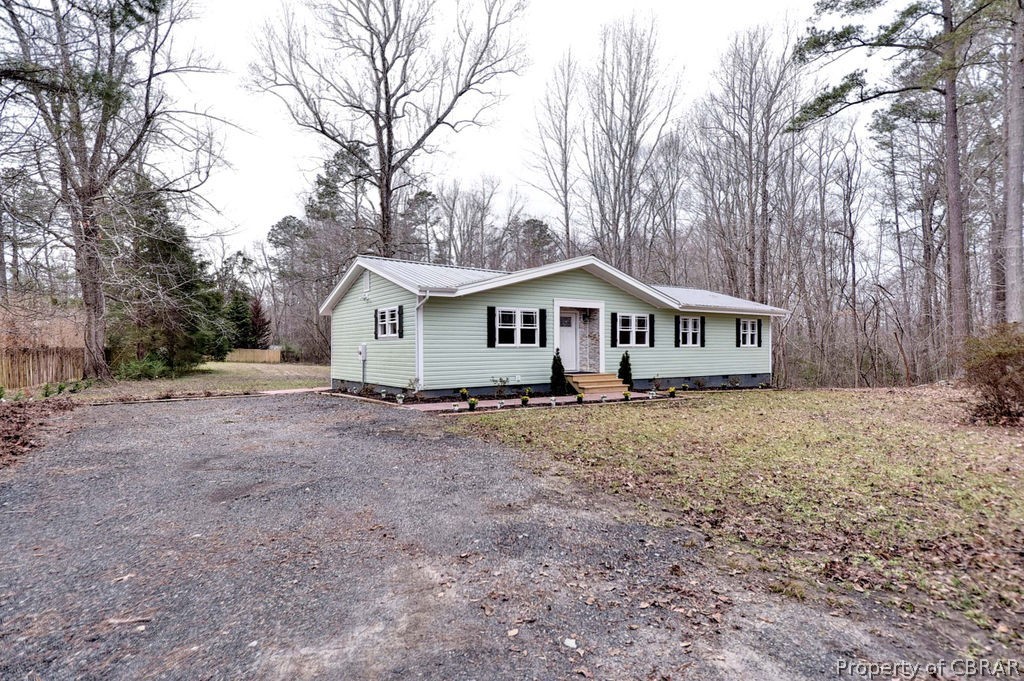 8242 Dutton Road Gloucester, VA 23061 - Photo 31 of 33 Gallery Image 31