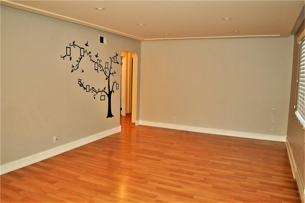 456 South Eberhart Road Butler, PA 16001 - Photo 9 of 25 Living Room to Hall