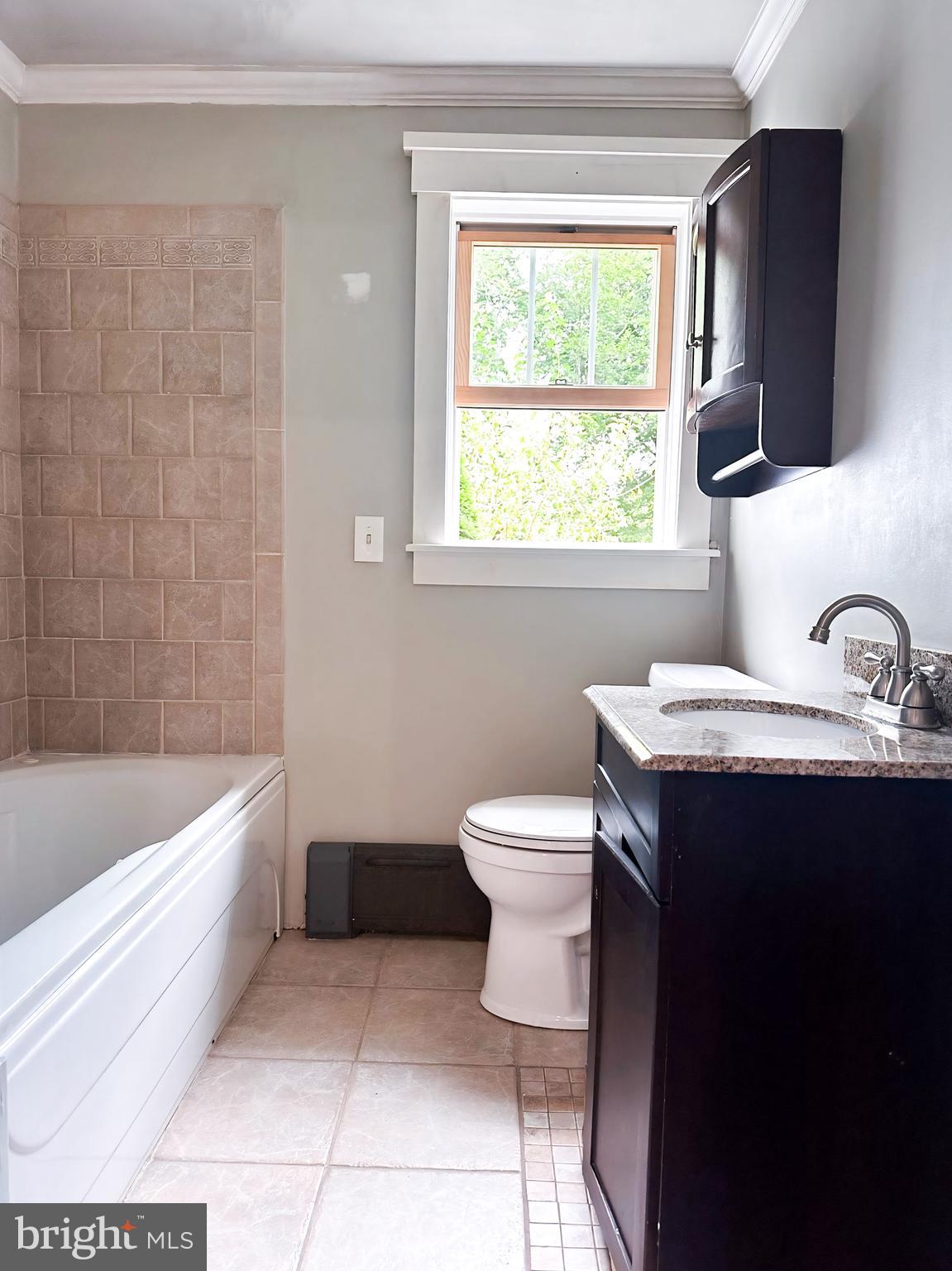 15 Beaver Avenue Mount Laurel, NJ 08054 - Photo 9 of 41 a bathroom with a sink a toilet and bathtub