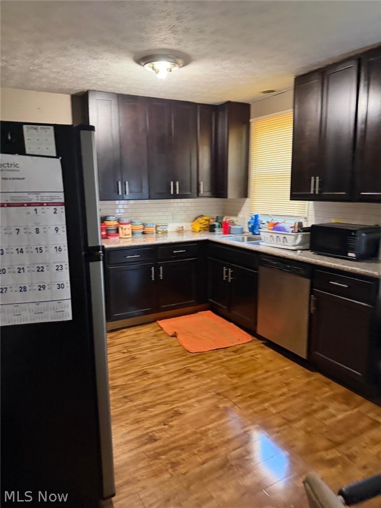 5141 Bridgewater Road Lyndhurst, OH 44124 - Photo 17 of 41