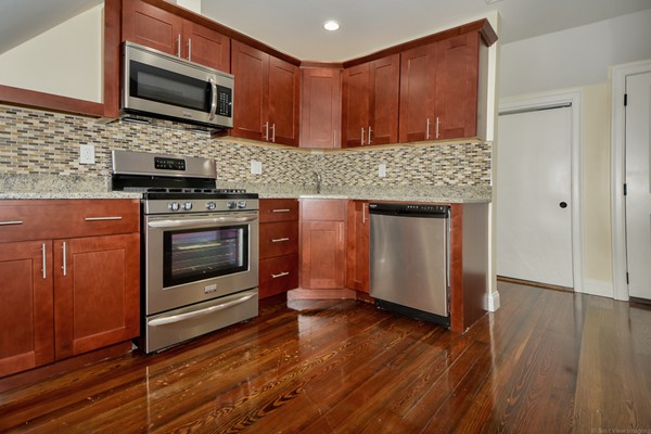 84 Maple Street, Unit 3 Boston, MA 02132 - Photo 7 of 12