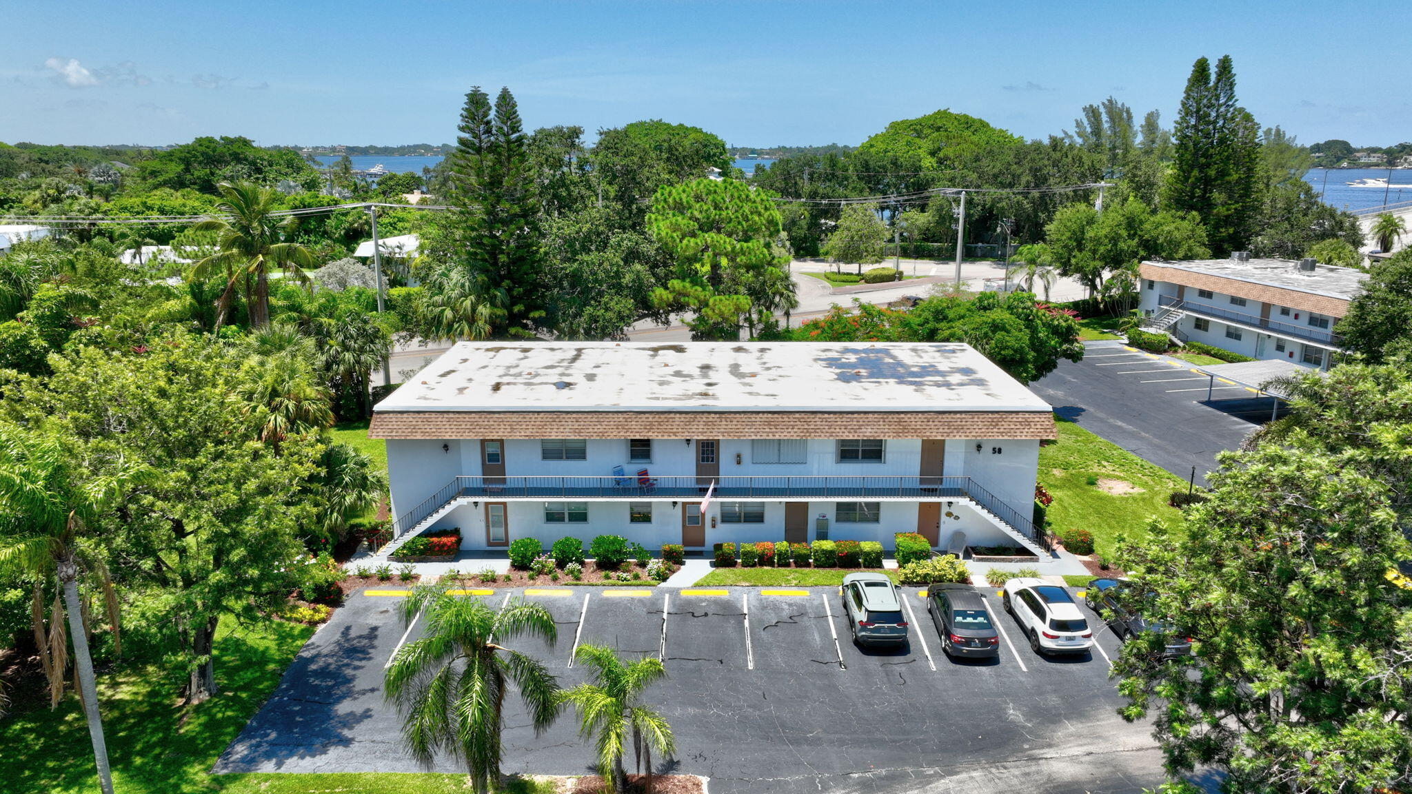 2950 Southeast Ocean Boulevard, Unit 585 Stuart, FL 34996 - Photo 24 of 36 24-web-or-mls-DJI_0267_68_69_70_71