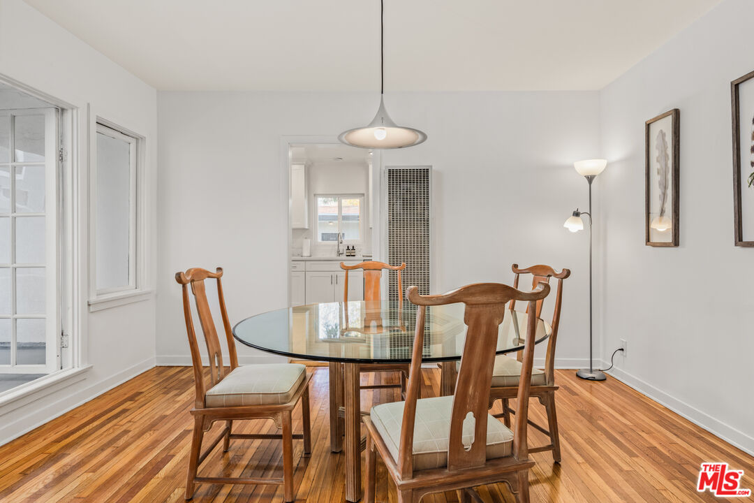 329 South Reeves Drive Beverly Hills, CA 90212 - Photo 12 of 29