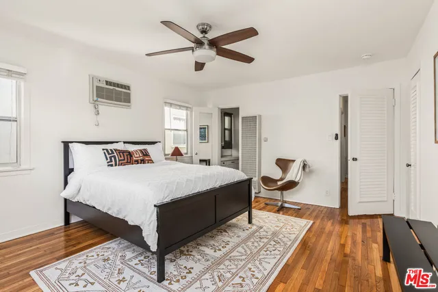 $6,900 | 329 South Reeves Drive, Beverly Hills, CA 90212