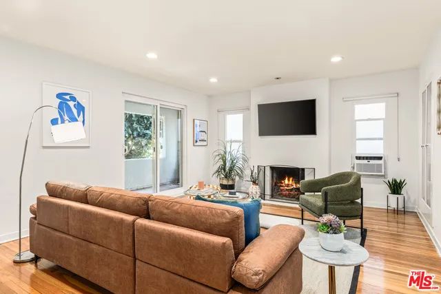 $6,900 | 329 South Reeves Drive, Beverly Hills, CA 90212