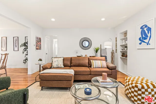 $6,900 | 329 South Reeves Drive, Beverly Hills, CA 90212