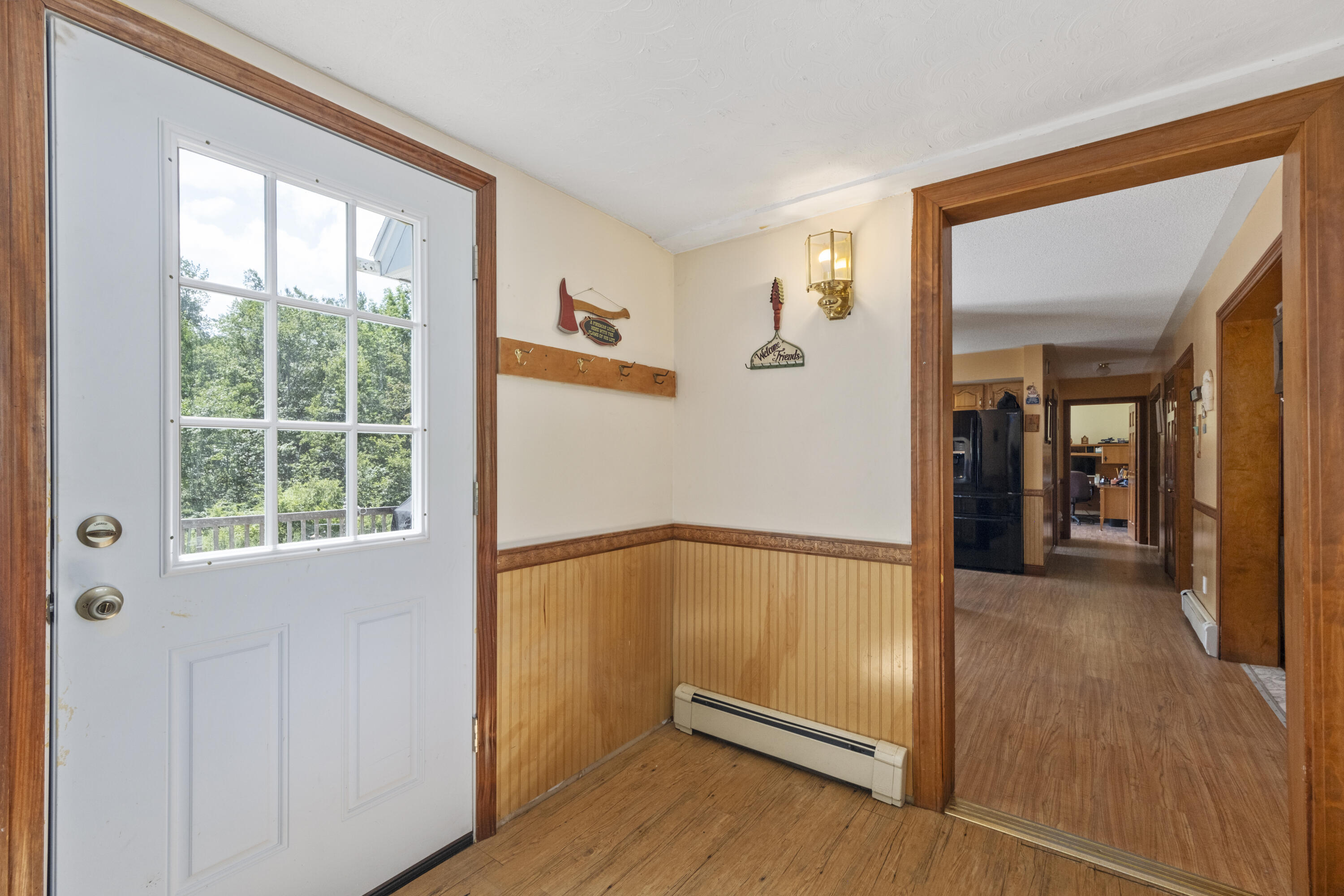 1581 Old Rte One Waldoboro, ME 04572 - Photo 5 of 51 38 - 1581 Old Rte 1 - Waldoboro - JAC