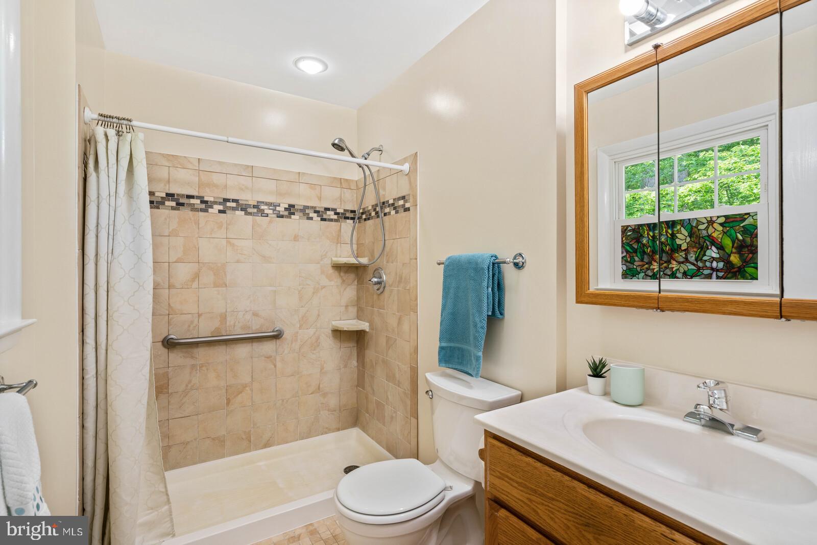 6580 Davis Ford Road Manassas, VA 20111 - Photo 23 of 38 Walk in shower in primary bath.