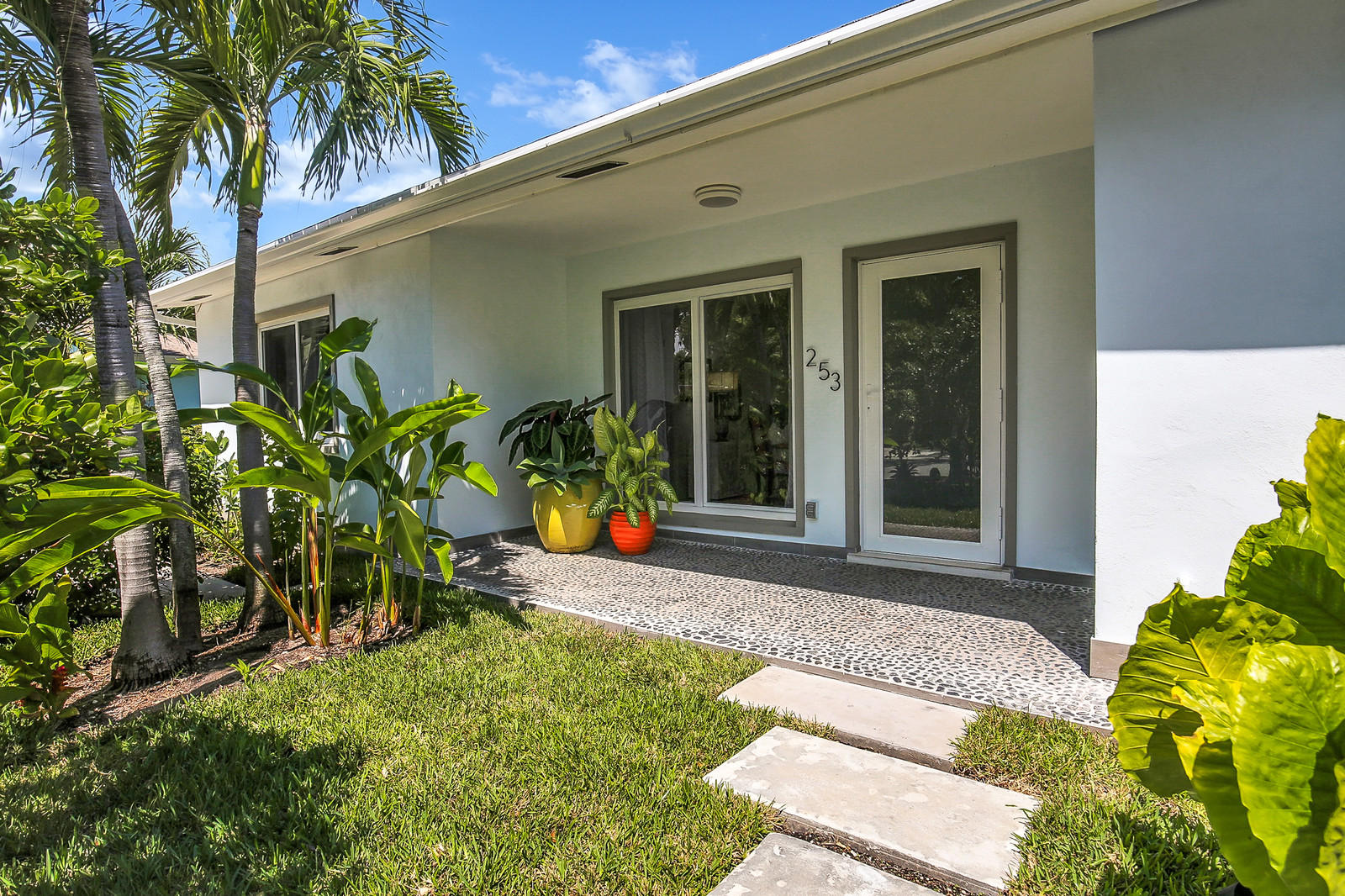 253 Costello Road West Palm Beach, FL 33405 - Photo 1 of 27 Front Exterior