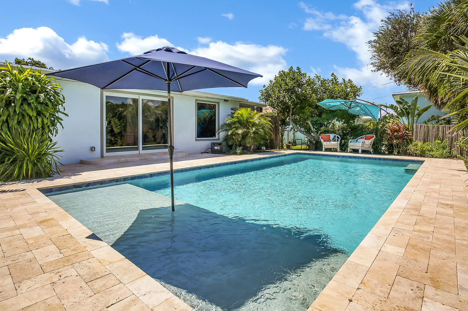 253 Costello Road West Palm Beach, FL 33405 - Photo 17 of 27 pool/patio