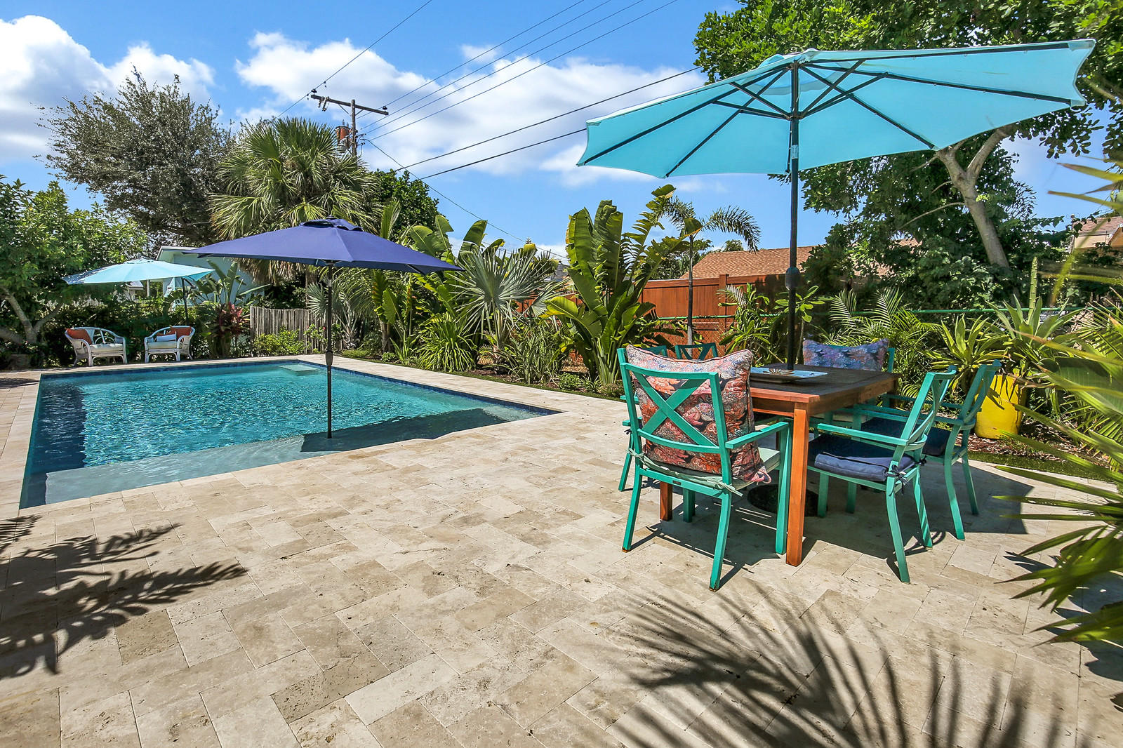 253 Costello Road West Palm Beach, FL 33405 - Photo 19 of 27 outdoor dining area