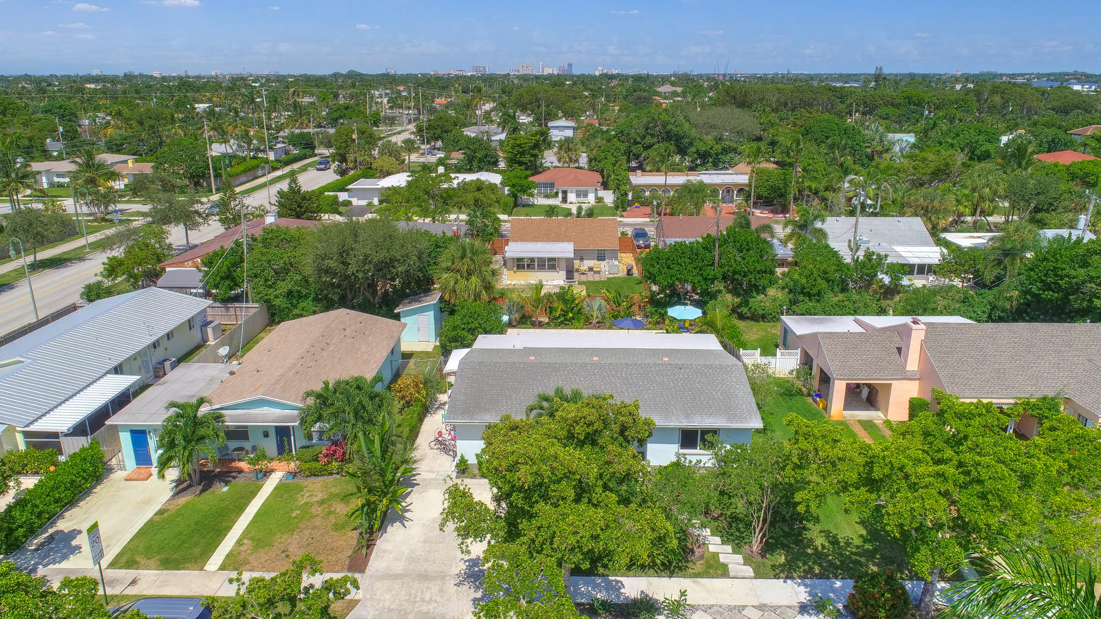 253 Costello Road West Palm Beach, FL 33405 - Photo 24 of 27 street view