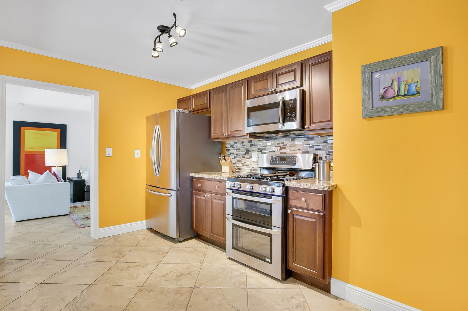 253 Costello Road West Palm Beach, FL 33405 - Photo 9 of 27 kitchen