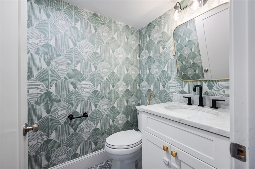 333 West Fourth Street, Unit 333 Boston, MA 02127 - Photo 11 of 27