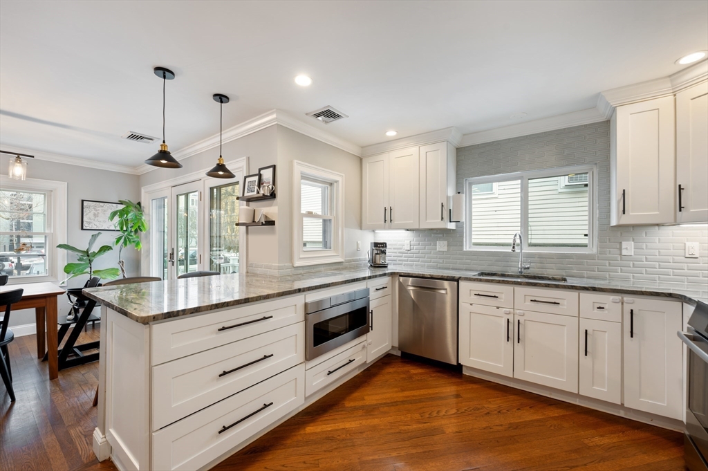 333 West Fourth Street, Unit 333 Boston, MA 02127 - Photo 2 of 27
