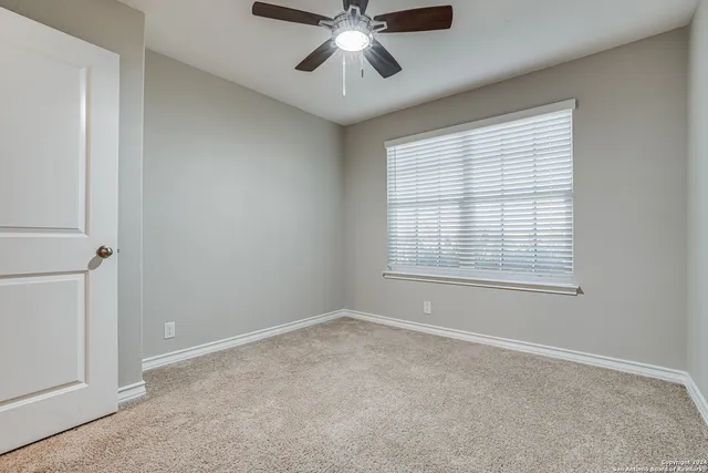 $1,900 | 422 Sabine River, Cibolo, TX 78108