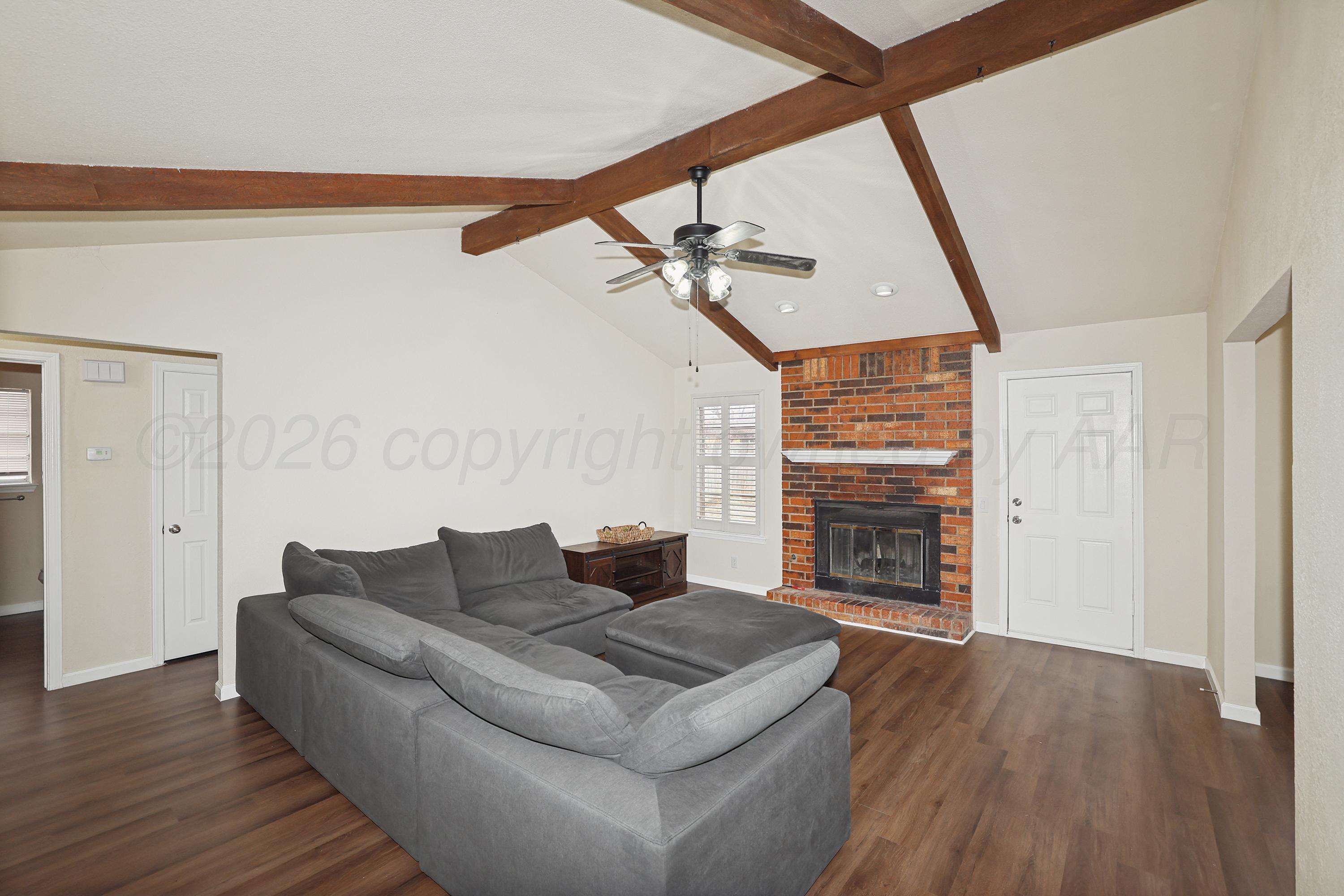 1116 Trinchera Drive Amarillo, TX 79110 - Photo 19 of 19 3-Living Area