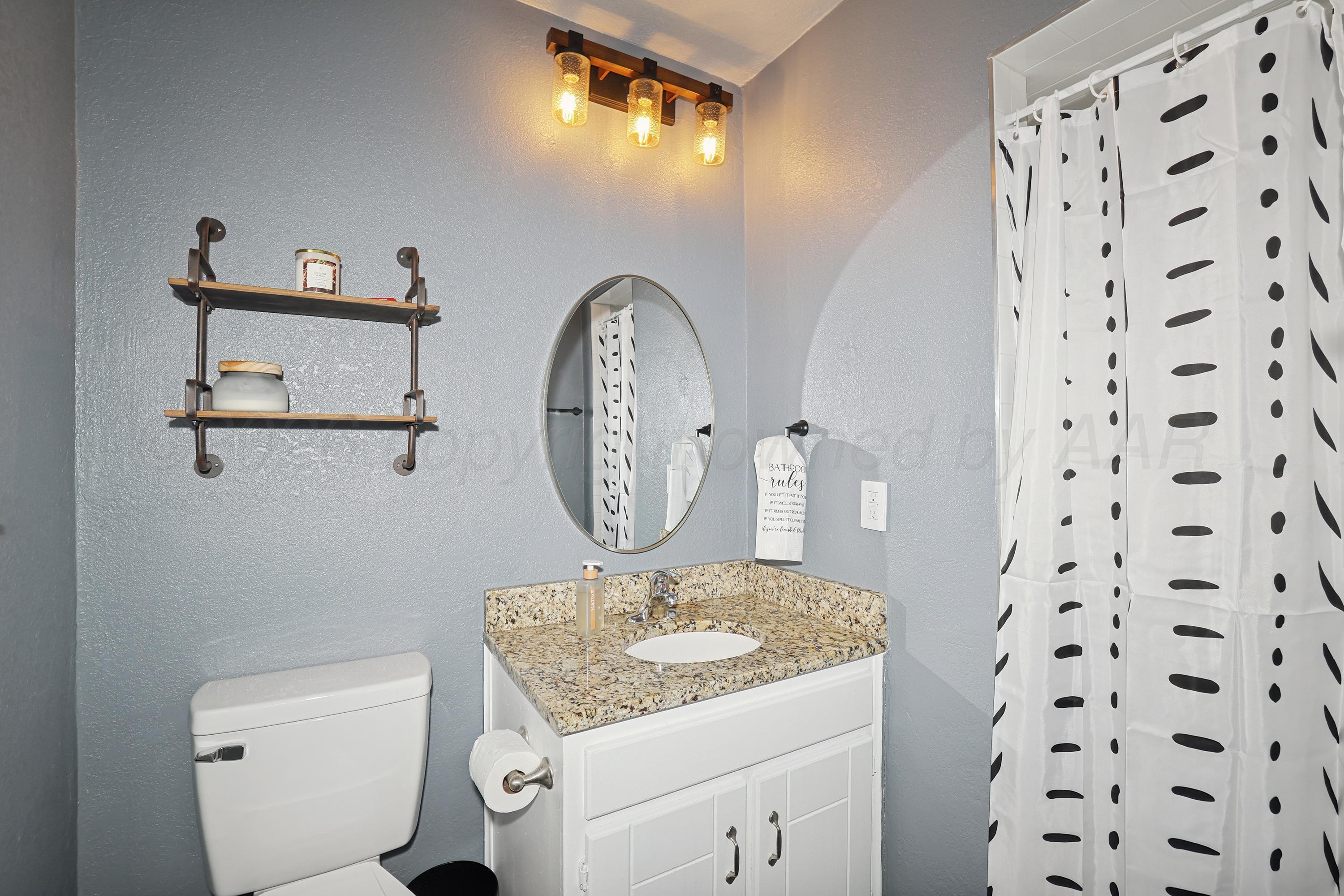 1116 Trinchera Drive Amarillo, TX 79110 - Photo 8 of 19 11-Primary Bath