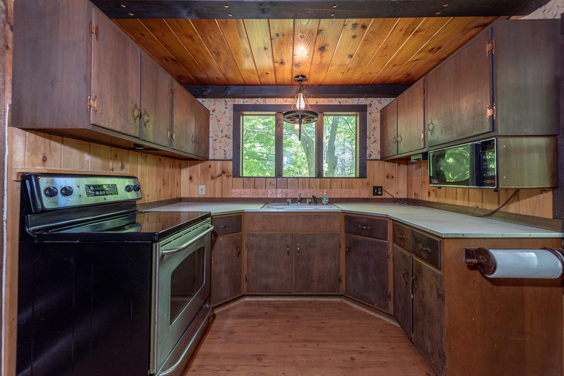 634 Old Bristol Road New Hampton, NH 03256 - Photo 10 of 25