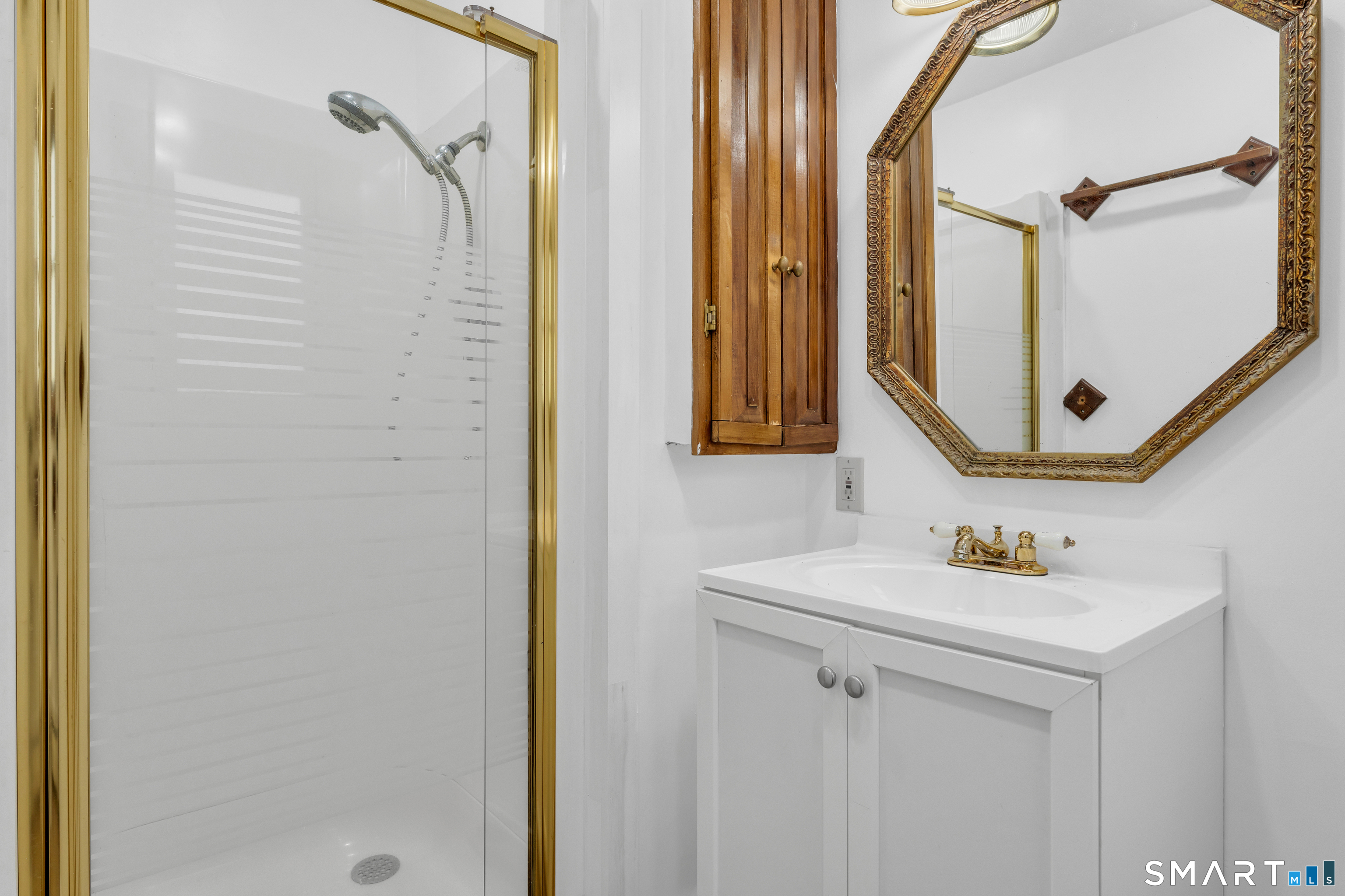 561 Old Colchester Road Montville, CT 06382 - Photo 30 of 38 Gallery Image 30
