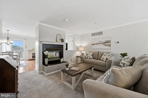 $399,000 | 304 Huntington Court, Unit 62, West Chester, PA 19380