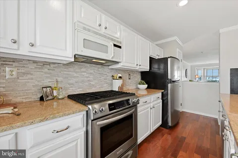 $399,000 | 304 Huntington Court, Unit 62, West Chester, PA 19380