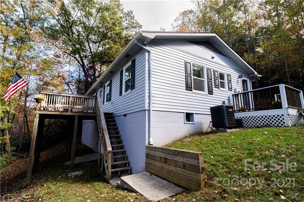 352 Bennett Road Candler, NC 28715 - Photo 1 of 32 Gallery Image 1