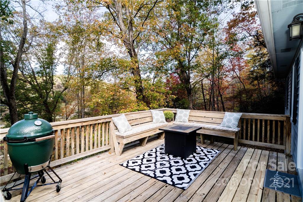 352 Bennett Road Candler, NC 28715 - Photo 26 of 32 Gallery Image 26