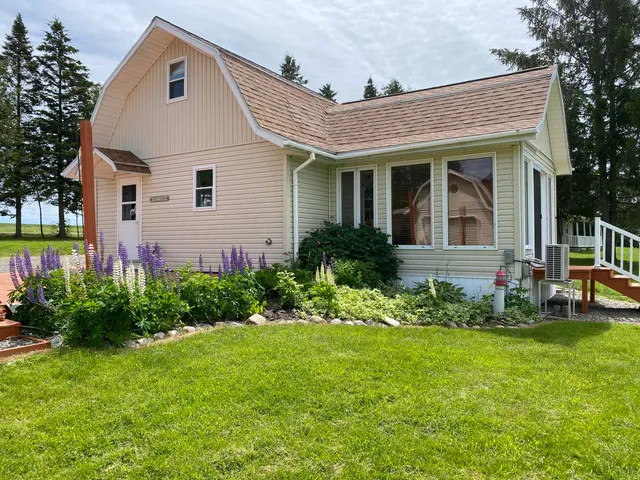 $379,900 | 46 Pelletier Island Road, St. Agatha, ME 04772