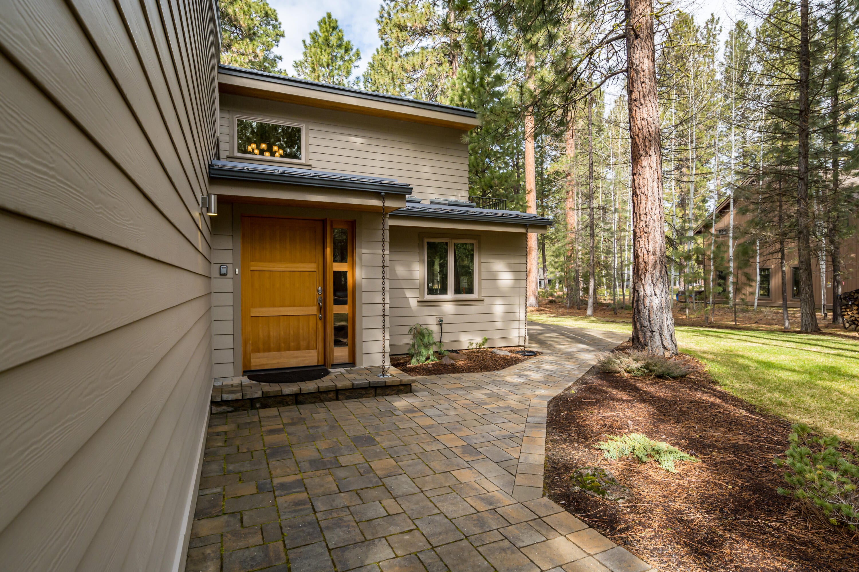 13303 Betony Black Butte Ranch, OR 97759 - Photo 3 of 42 Front entrance