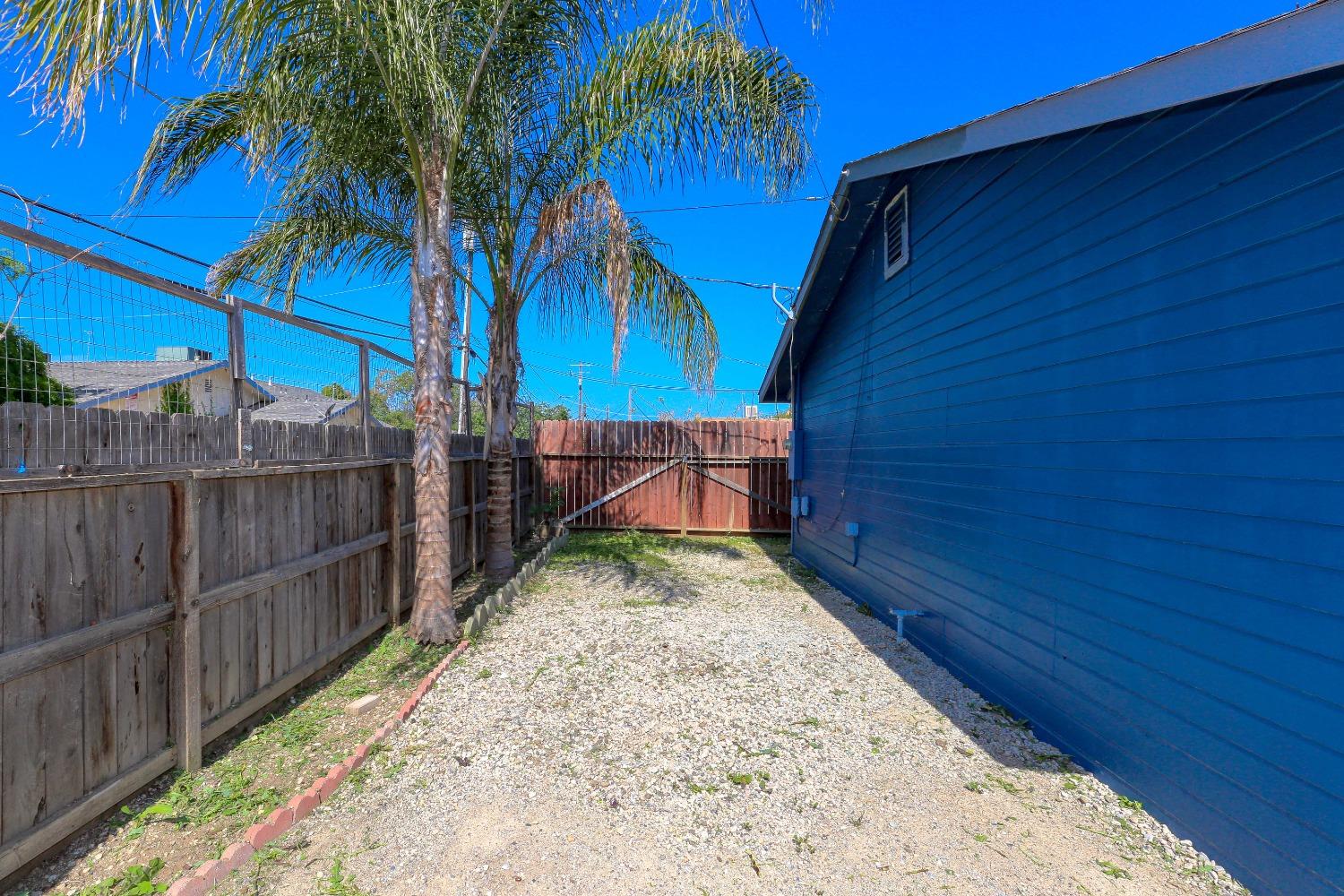 268 East 10th Street Merced, CA 95341 - Photo 18 of 30