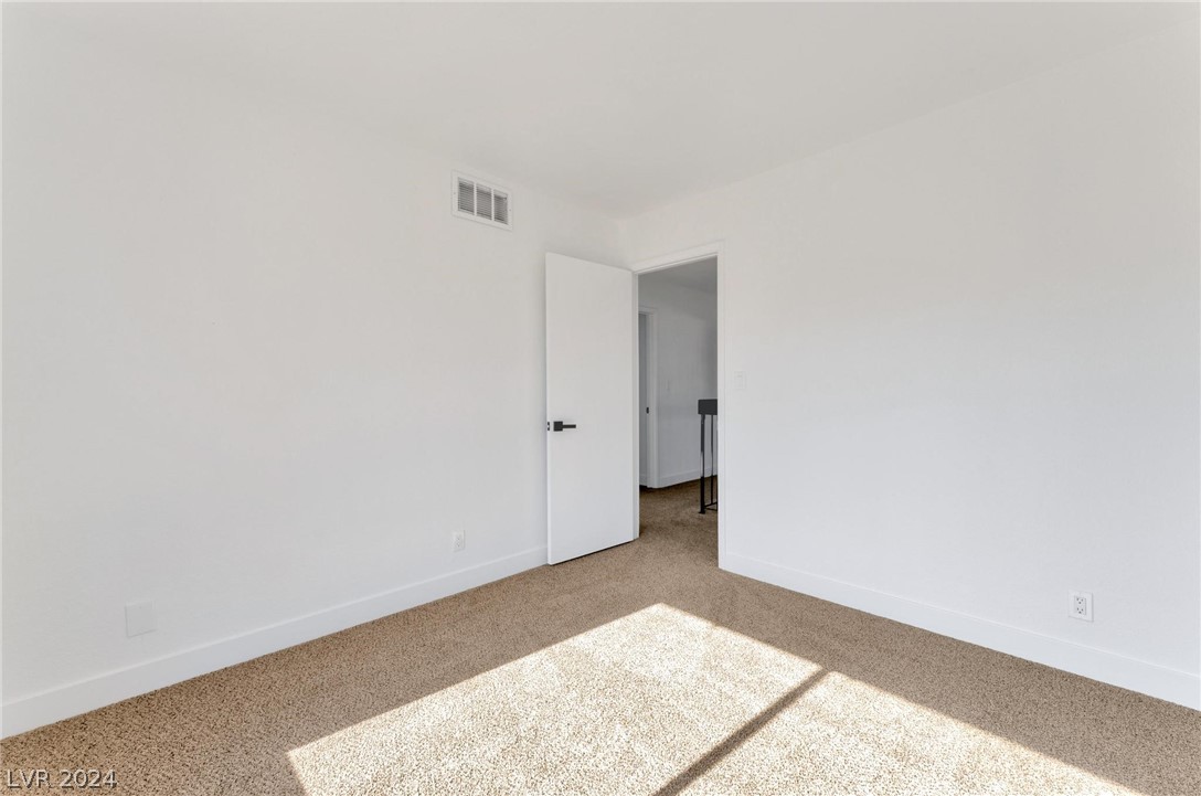 4737 Mountain Valley Road Las Vegas, NV 89121 - Photo 33 of 42 Gallery Image 33