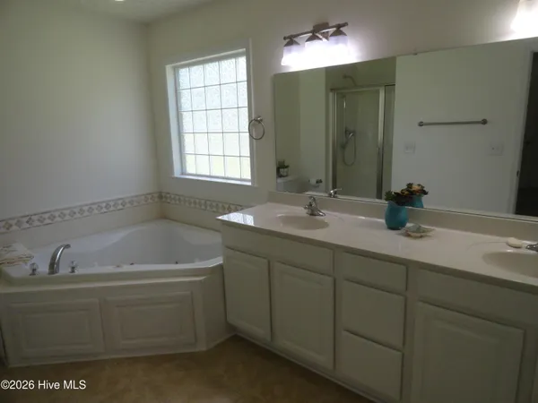 $362,000 | 382 Carolina Pines Boulevard, New Bern, NC 28560